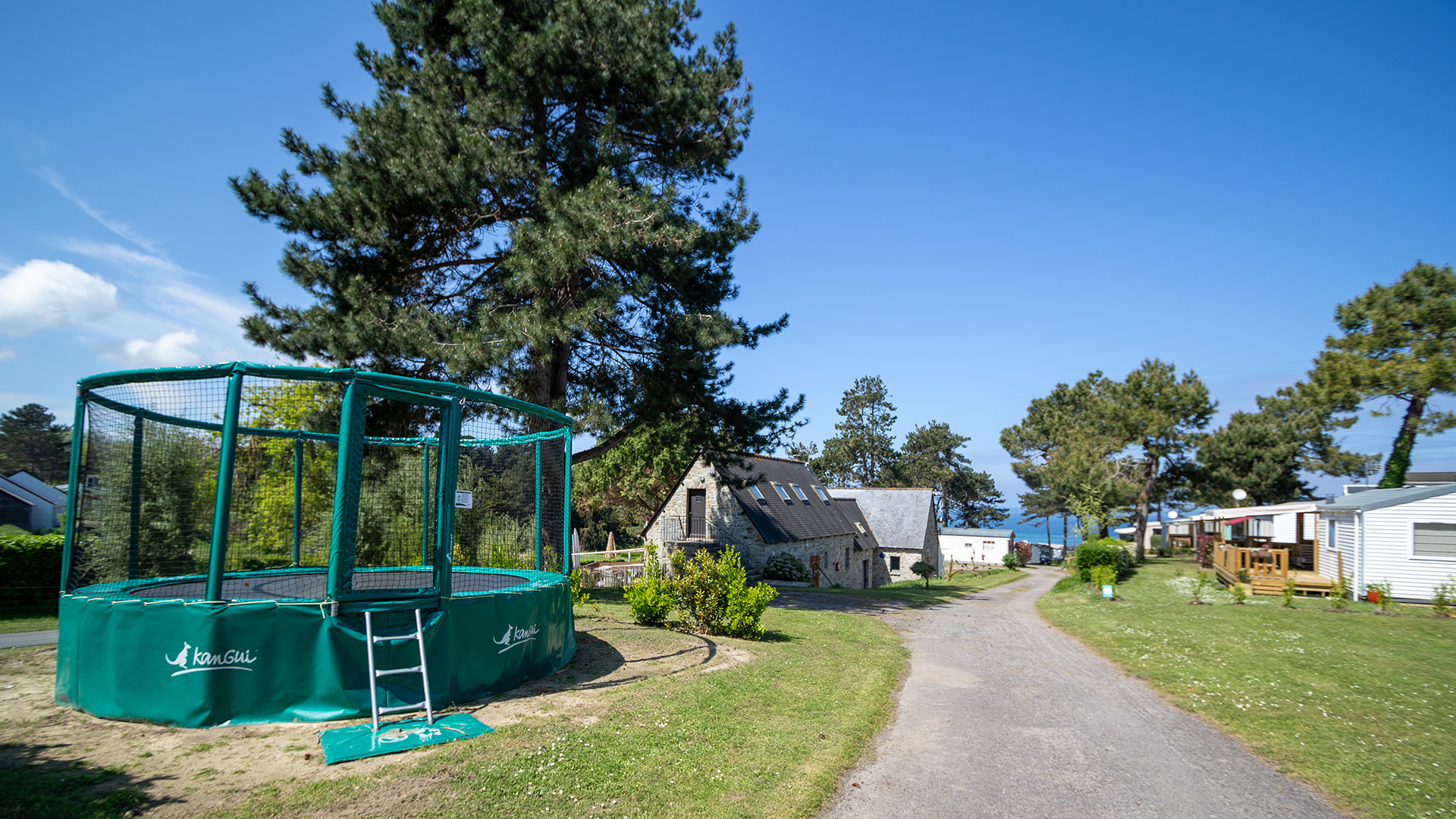 camping 3 étoiles la crique vue mer